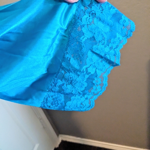 🌟Last Chance😁Vintage Teal Long Nightgown - Picture 7 of 11
